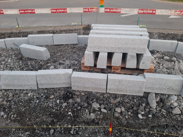 Strassensteine April 22