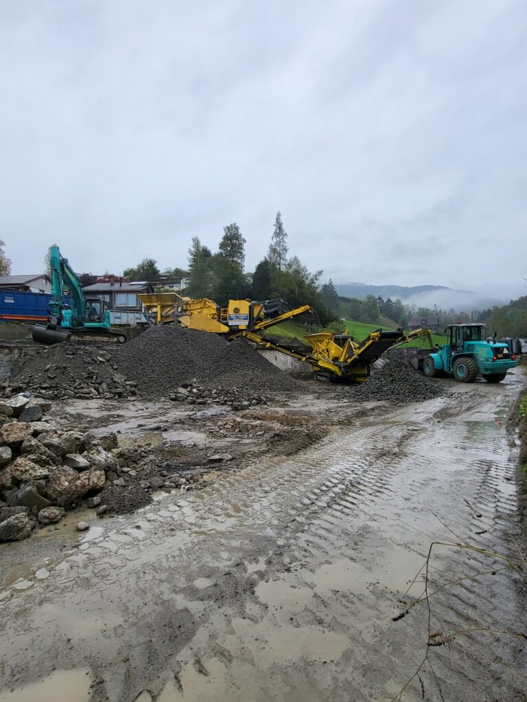 Kiesaufbereitung_Rückbau_Maschinenpark